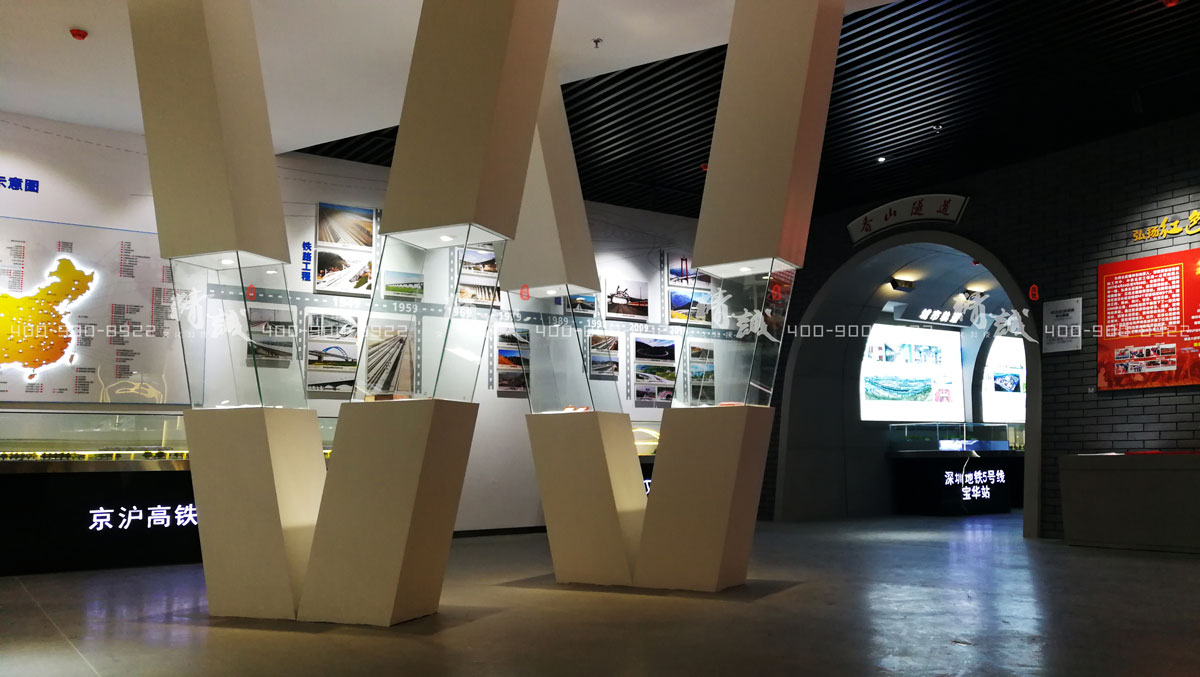 由精诚展览策划,设计,施工建成的中铁北京工程局一公司历史文化展览馆